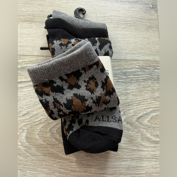 New All Saints crew Socks 3 Pair leopard black gray Women 6-11 - Picture 3 of 4